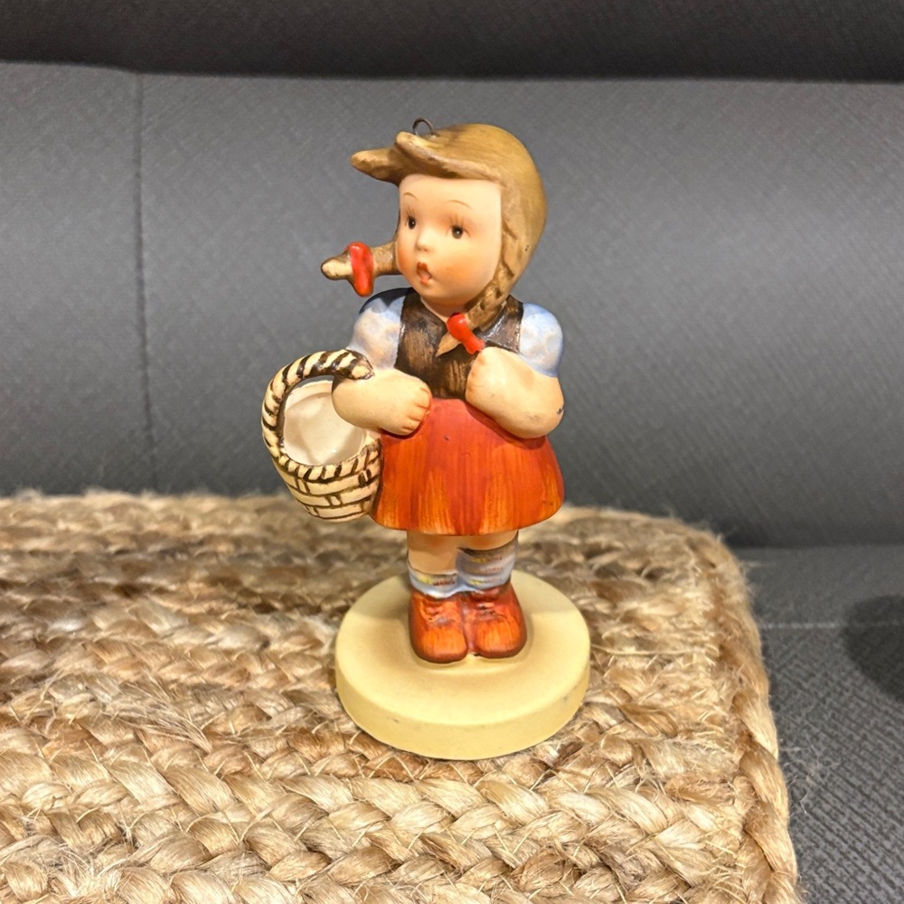 Schmid 1984 "Sweetheart" Annual Ornament,